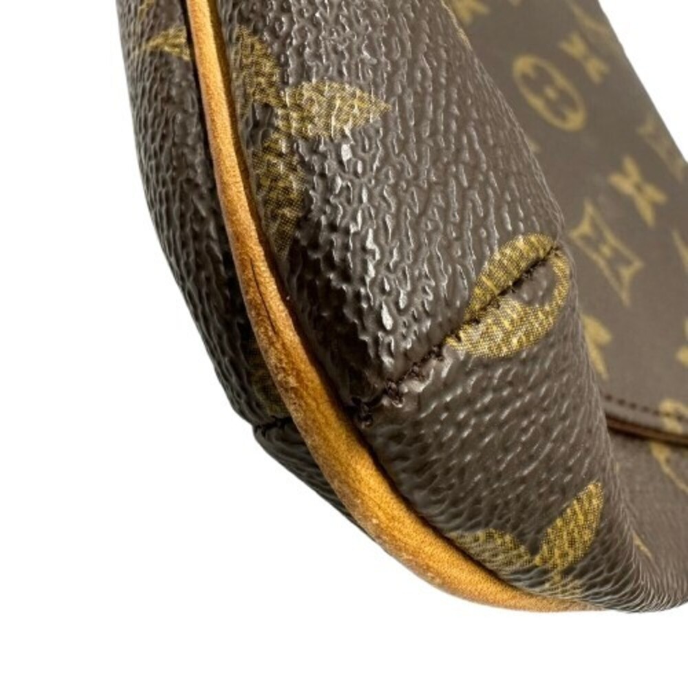 LOUIS VUITTON Brown Shoulder Bag - Picture 6 of 10